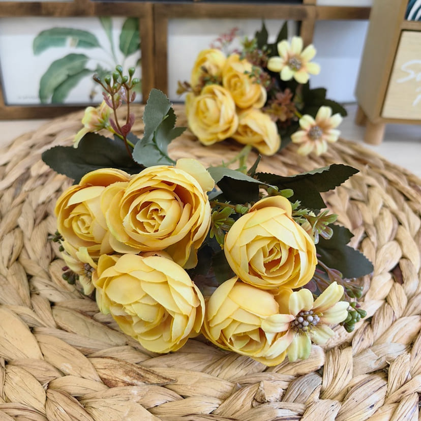 Искусственные цветы в Бугуруслане | Цветы искусственные «Камелии с мелкоцветом», желтые, букет